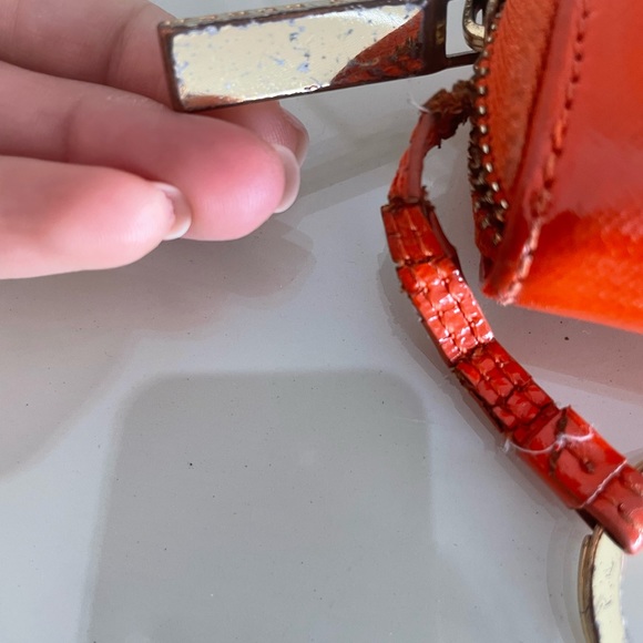 Tory Burch zip around key chain wallet - Picture 3 of 8